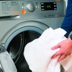Как быстро избавиться от неприятного запаха из стиральной машины?